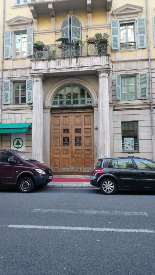 Sam Le Lezard Sarl Apartment Nisa Exterior foto