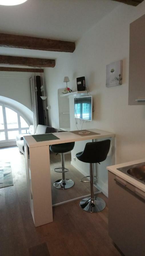 Sam Le Lezard Sarl Apartment Nisa Exterior foto